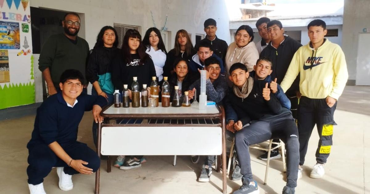 Estudiantes de El Pacaraacute desarrollan un insecticida sobre la base de la Chinchilla