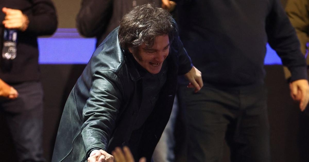 Javier Milei ir al bnker de La Libertad Avanza para recibir los resultados (Foto- Clarín)