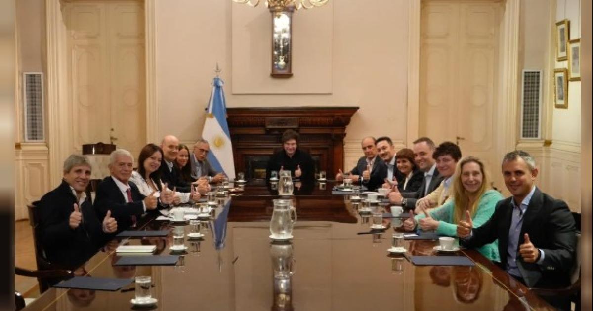 Javier Milei junto a su Gabinete (Foto- NA)