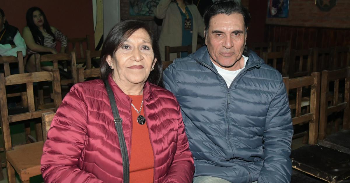 SUENAN VOCES Y CHAPARRAL 