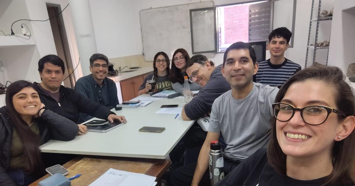 Fake news y posverdad- docentes y estudiantes de la UNSE investigan el consumo de informacioacuten