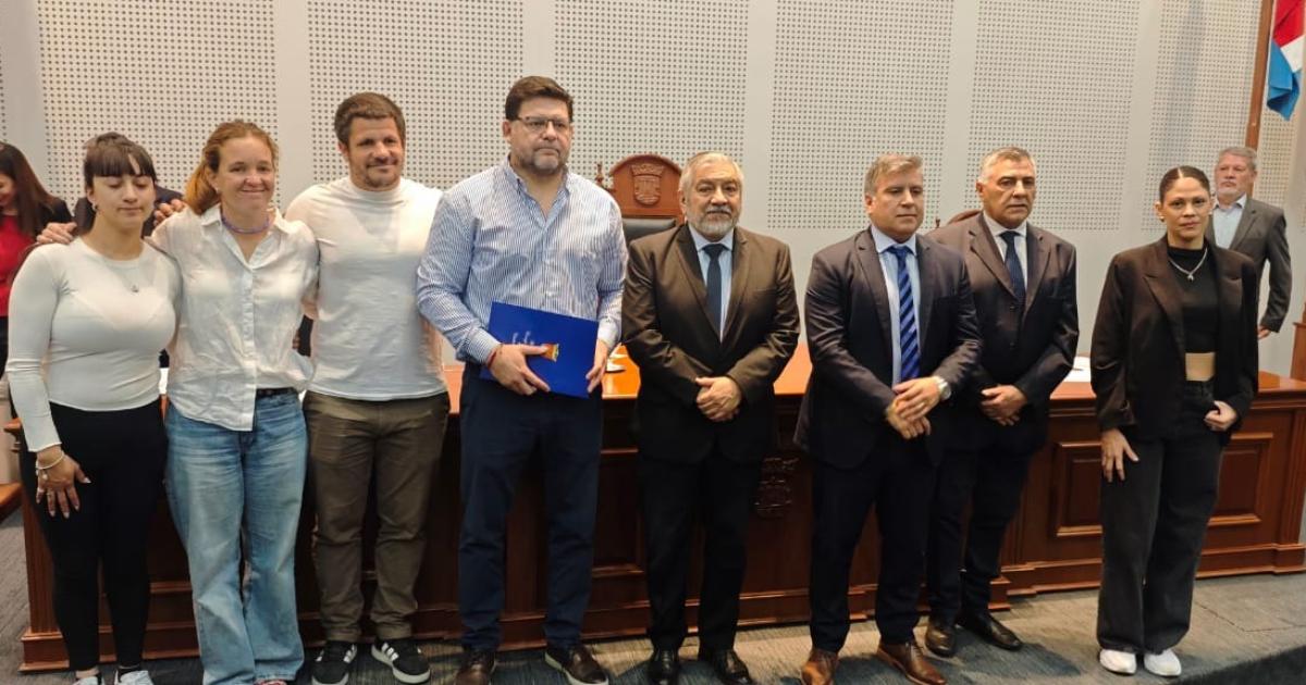 Concejales distinguieron al equipo de rugby inclusivo Los Espartanos