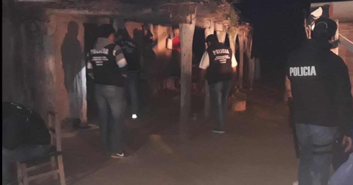 Operativo con dos detenidos secuestro de arma y animales