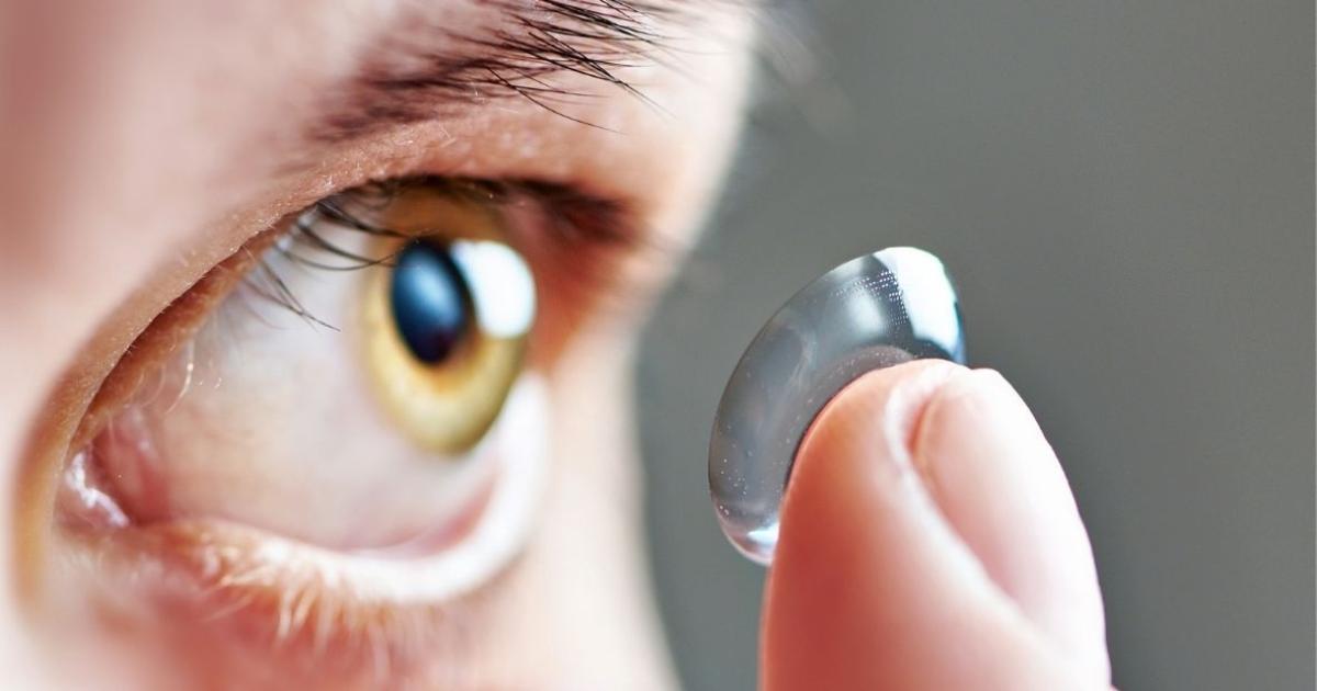 Cules son los errores que se cometen al usar lentes de contacto