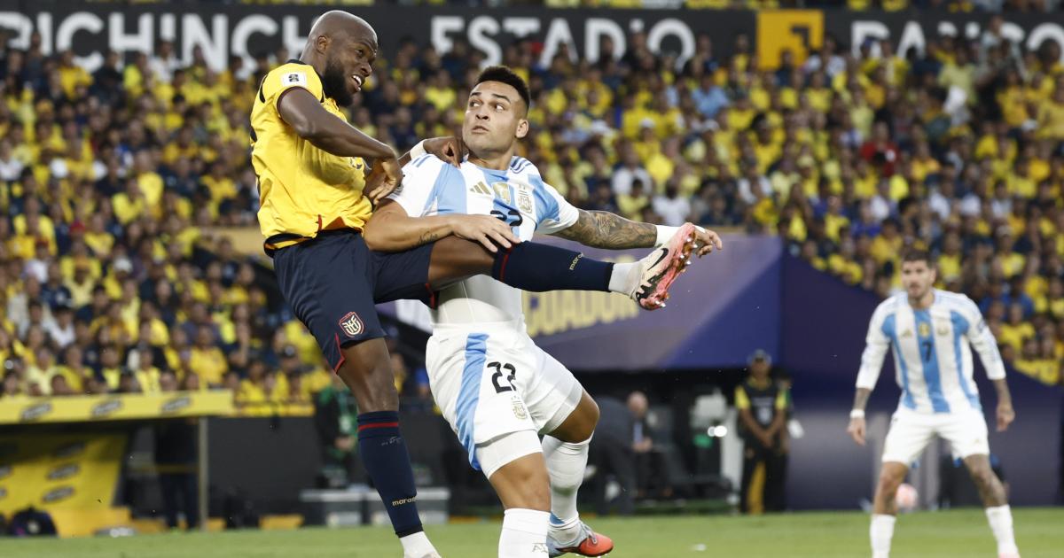 Una Argentina tibia y apagada cayoacute por la miacutenima ante Ecuador en Guayaquil