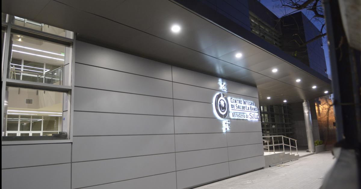 Adolescente entroacute al CIS Banda baleado supuestamente por la policiacutea