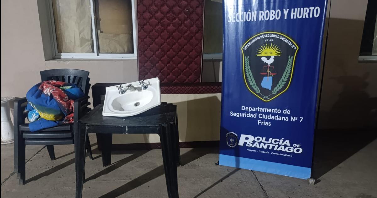 Recuperan bienes robados encontrados en el patio de una vivienda