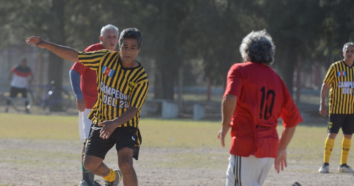 DESTACADOS El certamen que rene a equipos históricos vivir otra intensa programación mañana por la tarde