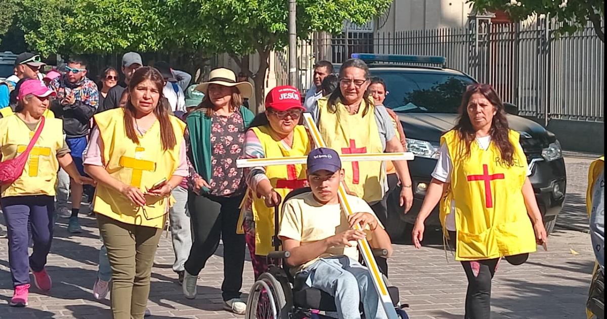 COORDINADORA DE PEREGRINACIONES MARIANAS El grupo partió el miércoles y ya caminan hacia Garza