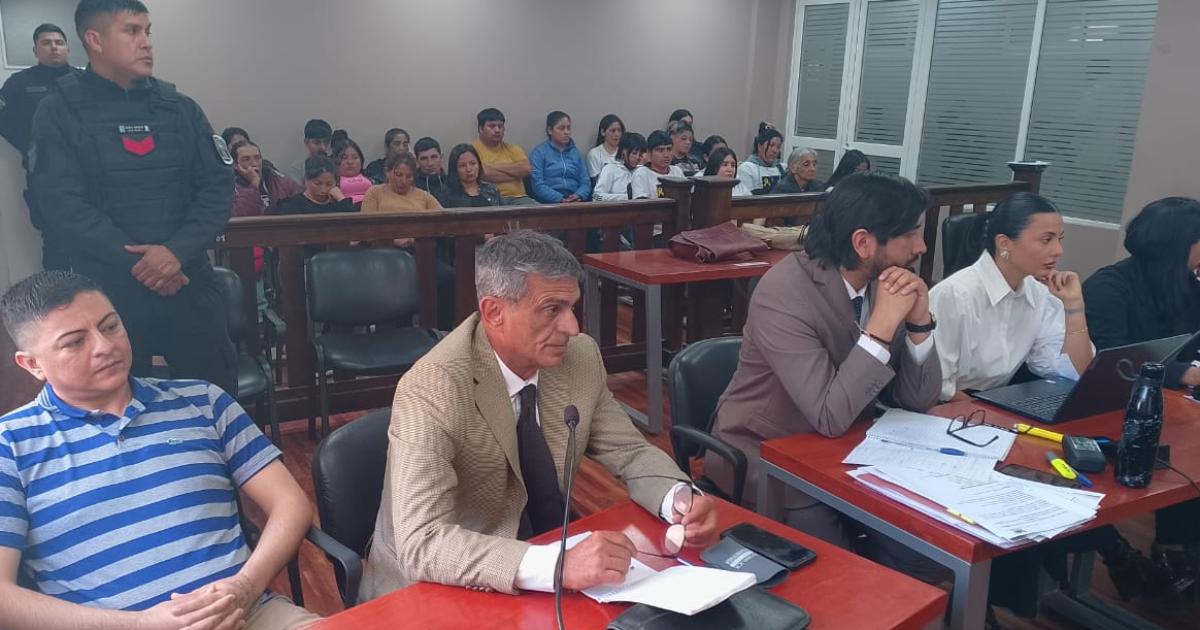 Fiscaliacutea pidioacute prisioacuten perpetua para El Negro Roldaacuten por el femicidio de Veroacutenica Escobar en puesto San Roque