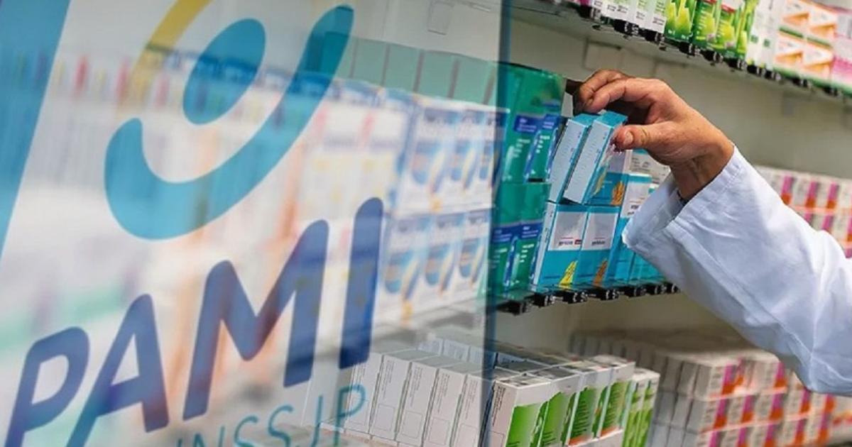 Adems se mantienen los descuentos en farmacias de hasta el 80-en-porciento- y los beneficios sociales adicionales