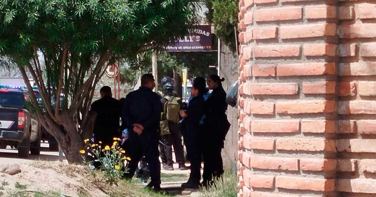 La policía montó un amplio operativo en el lugar