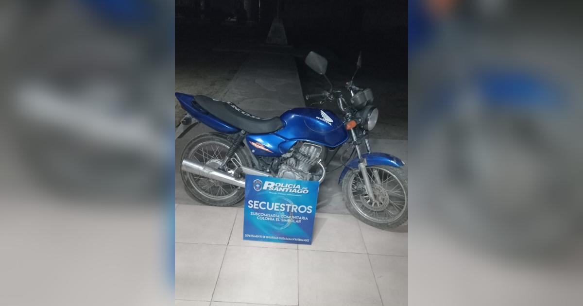 Buey Muerto- secuestran una motocicleta sustraiacuteda y detienen a un sospechoso