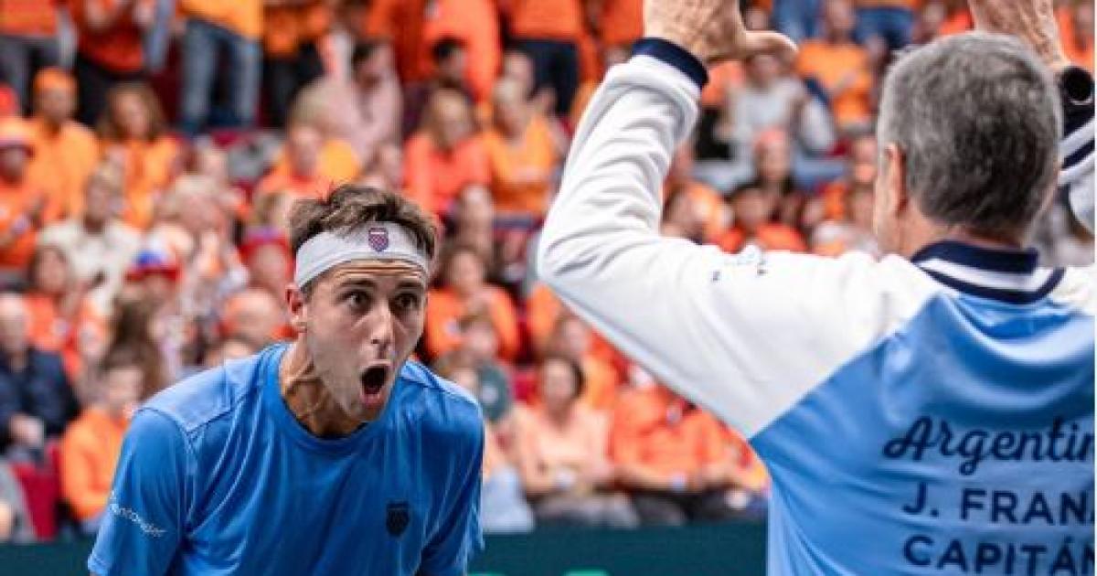 Argentina se puso 2-0 ante Paiacuteses Bajos