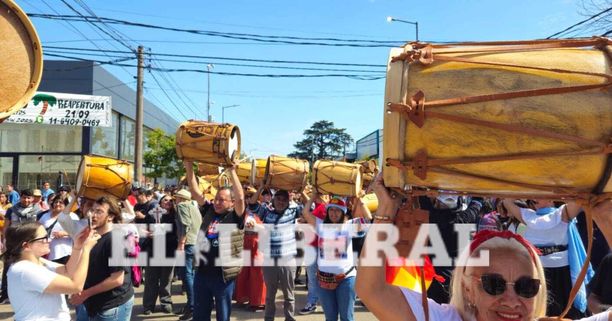 La Marcha de los Bombos se promociona en Moreno rumbo a su proacutexima edicioacuten 