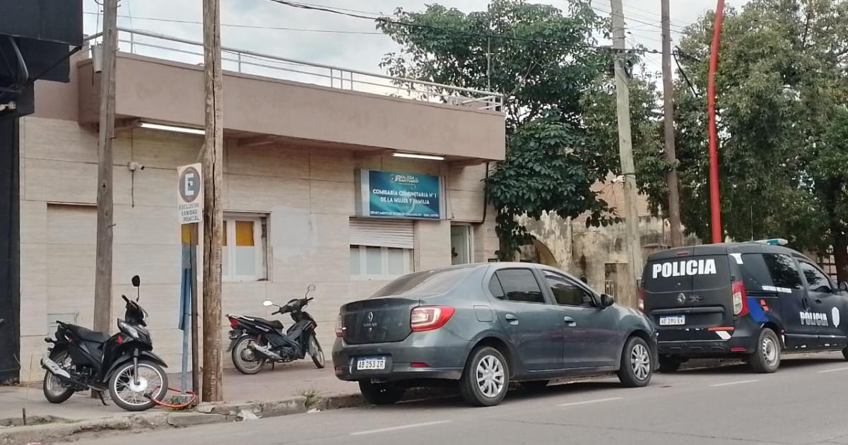 Saacutetiro de la moto- en Facebook una joven contoacute que fue abusada por un depravado motociclista