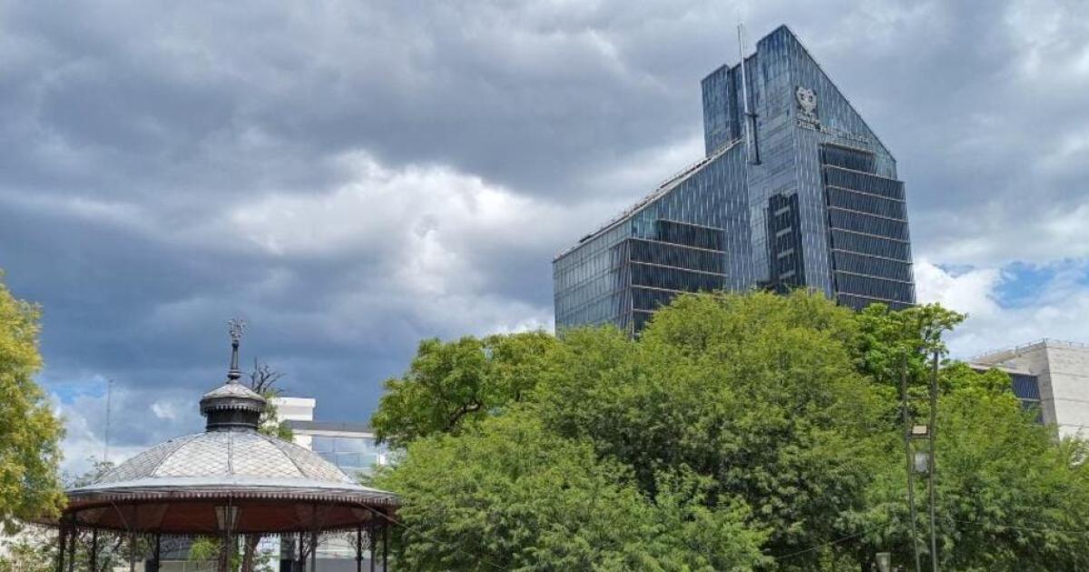 Lunes nublado y con maacuteximas de 26degC- asiacute estaraacute el tiempo este 15 de septiembre en Santiago del Estero