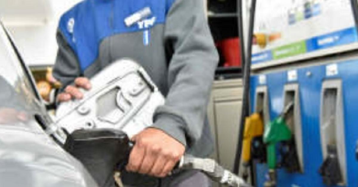 Otro aumento que pesa- cuaacutento cuesta la nafta a partir de esta semana