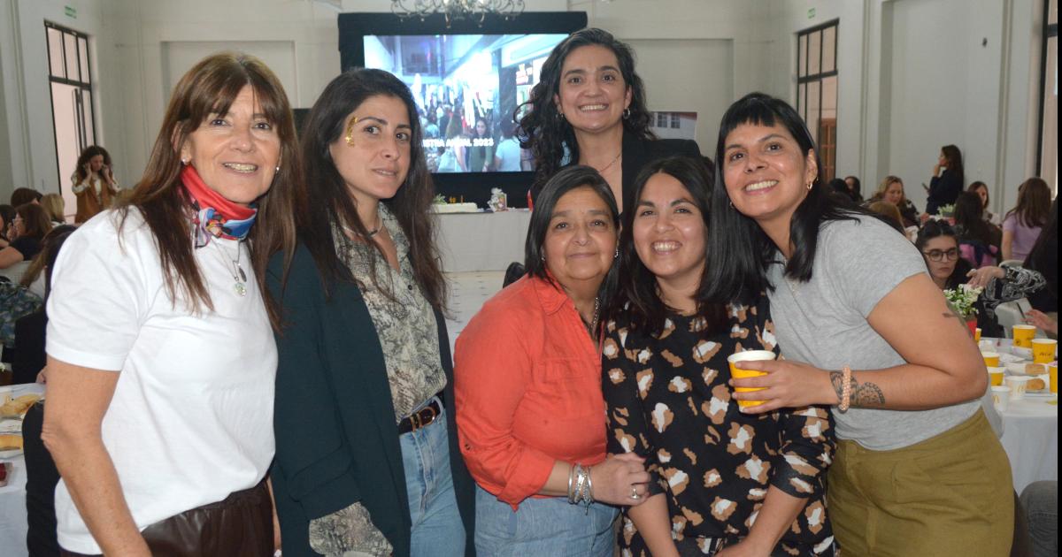 ORIENTACIOacuteN PARA LA JOVEN DE FESTEJO