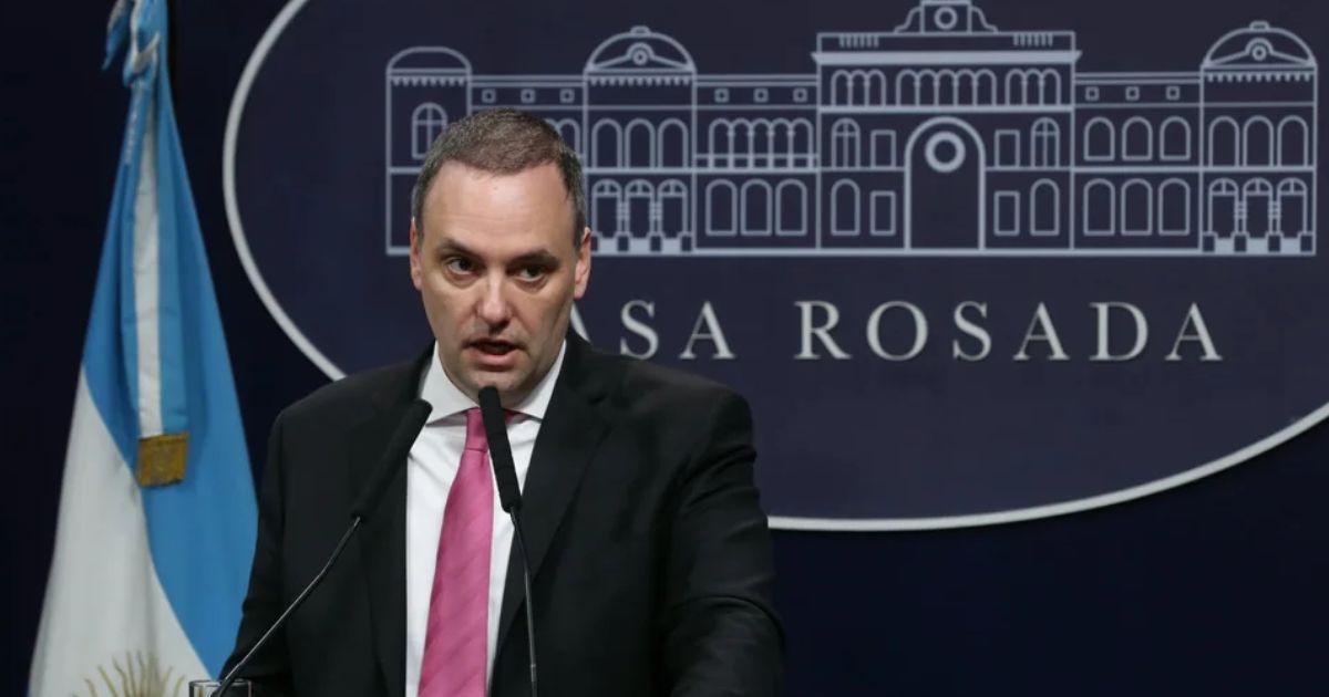 Adorni también criticó a Cristina Fernndez de Kirchner