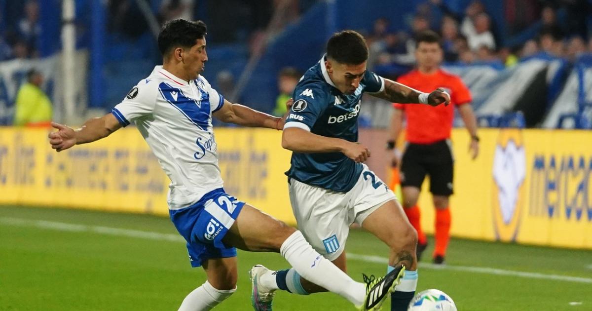 Con gol de Maravilla Martiacutenez Racing vencioacute a Veacutelez en un partido picante