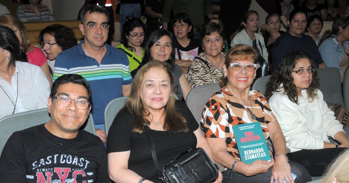 STAMATEAS PRESENTOacute VIDA NUTRITIVA