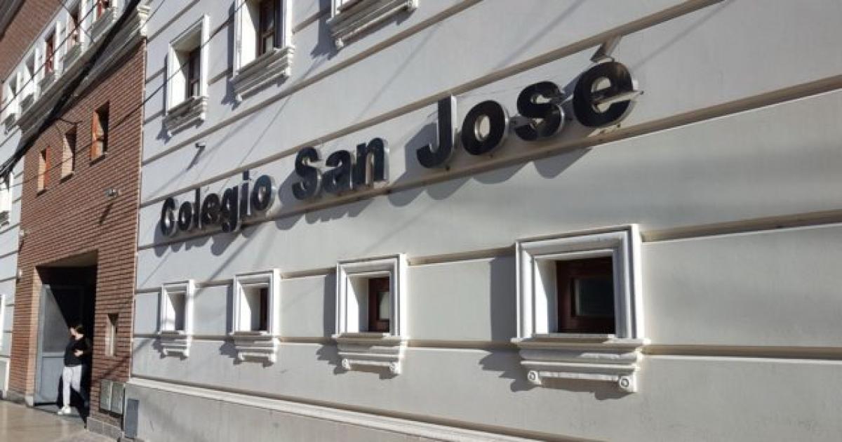 El Instituto San Joseacute despide a la Promocioacuten 2024-2025 con un emotivo acto de egreso