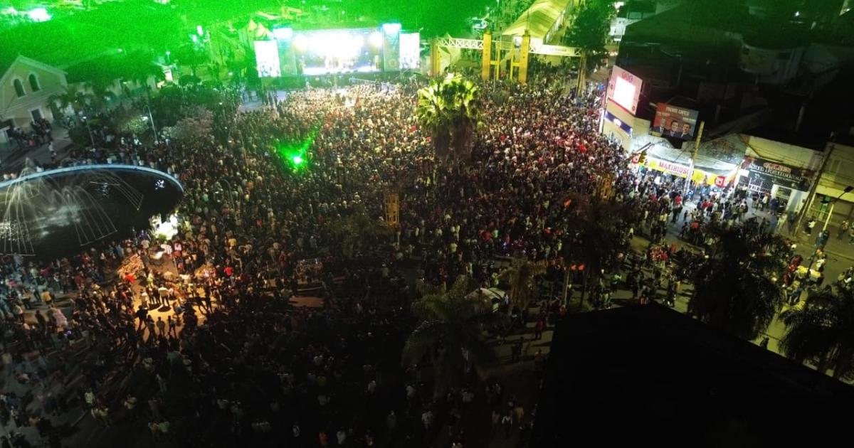 Maacutes de 50000 personas disfrutaron del 113ordm aniversario