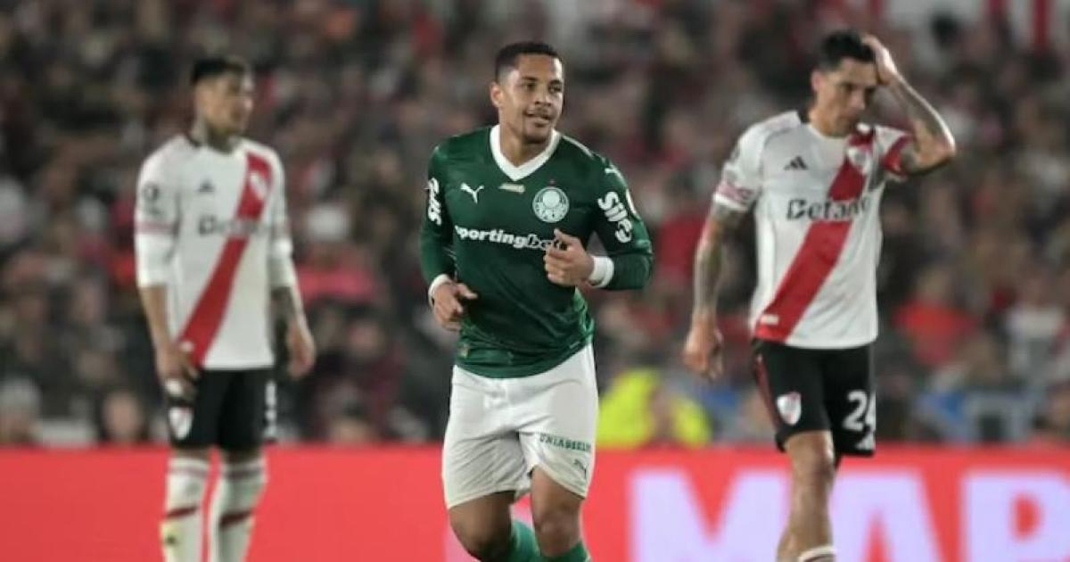 River se despertoacute tarde perdioacute ante Palmeiras e iraacute a Brasil por la heroica