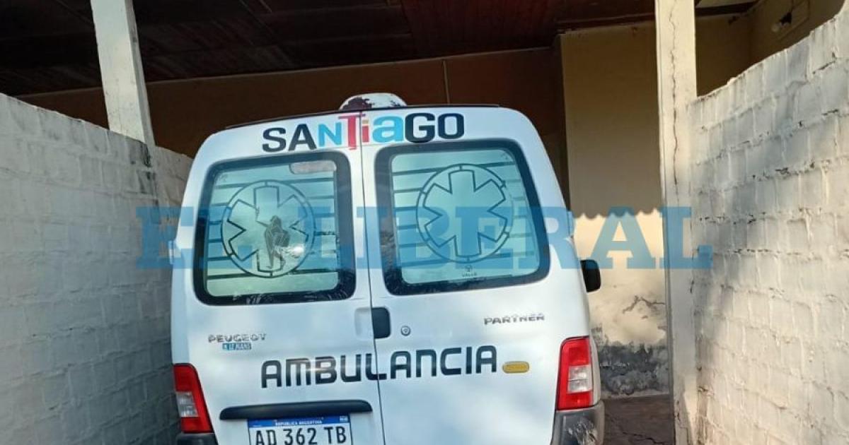 Escrachan a chofer santiaguentildeo- fue en una ambulancia oficial a un telo de Santa Fe