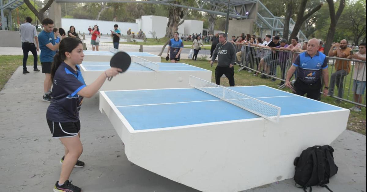 El gobernador Gerardo Zamora y la intendente Fuentes inauguraron el Parque Mama Antula