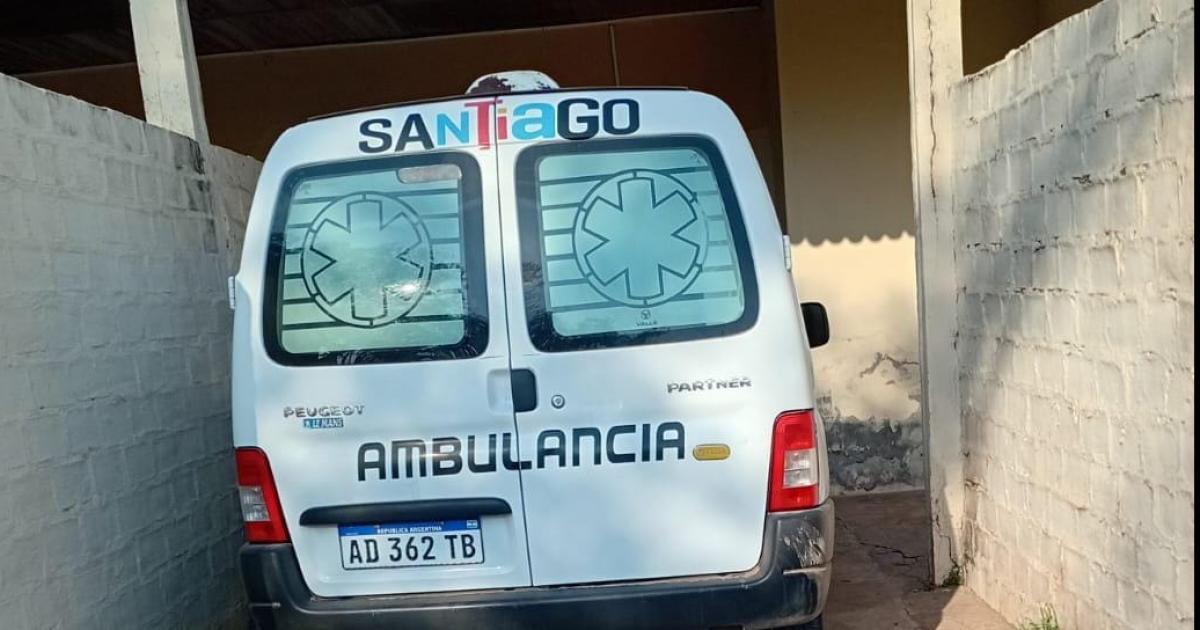 Chofer santiaguentildeo escrachado- en ambulancia a telo santafesino
