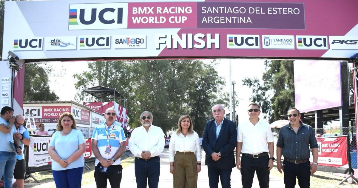 Arranca la Copa del Mundo de Bicicross- Fuentes y Dapello destacaron la organizacioacuten del certamen en casa