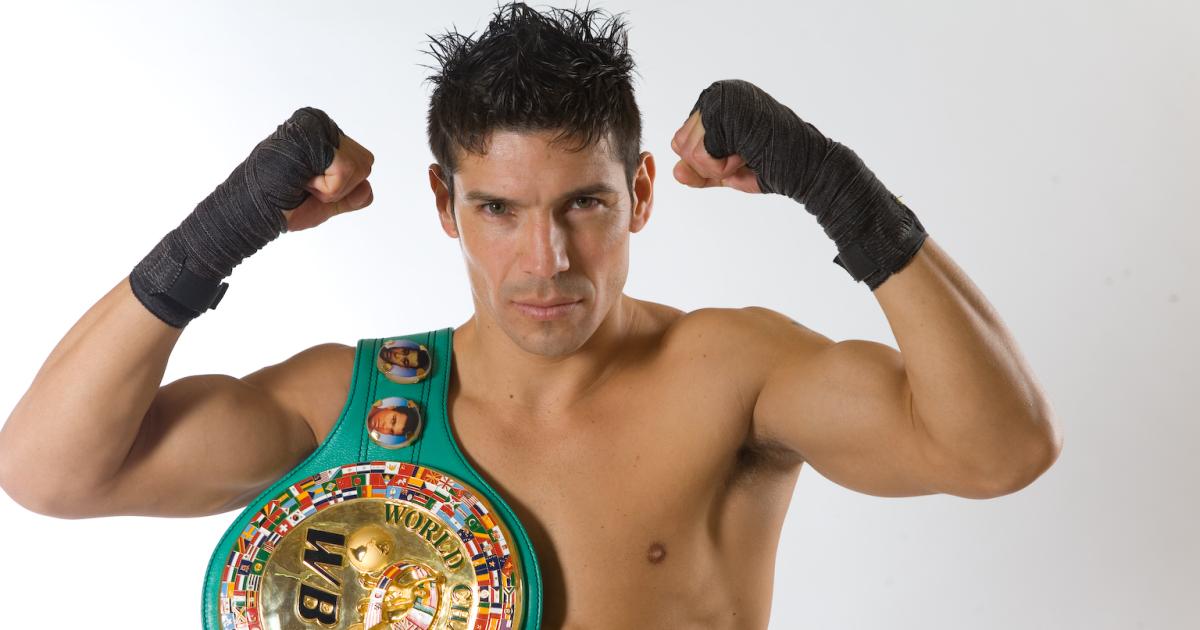 Visita de lujo en Santiago- llega Sergio Maravilla Martiacutenez ex campeoacuten mundial
