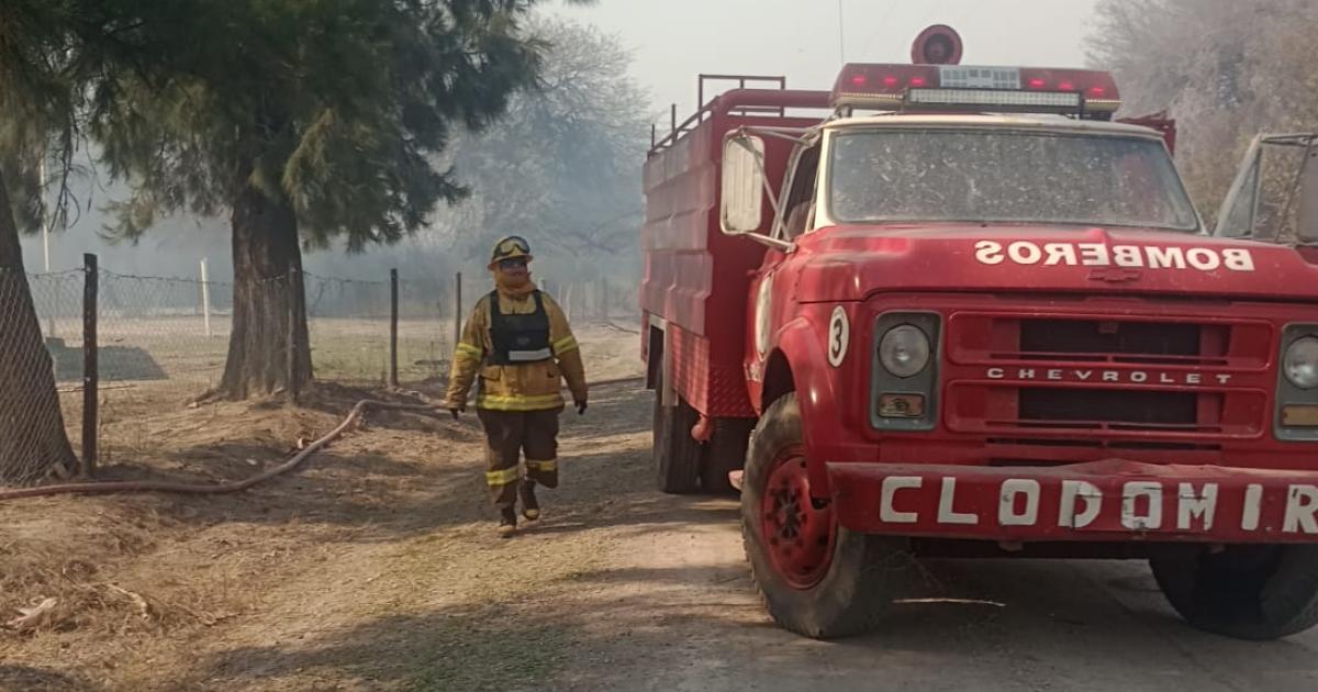 Clodomira celebra 48 antildeos de heroiacutesmo y compromiso de sus Bomberos Voluntarios