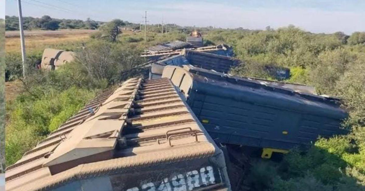 En el lugar trabajó la policía para llevar calma a los pasajeros que viajaban