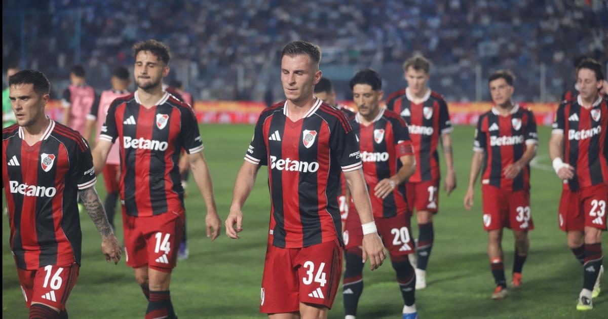 Otra dura derrota de River que no pudo recuperar el liderazgo