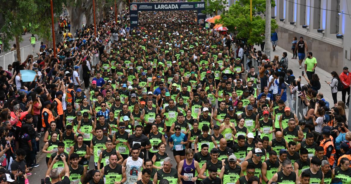 El Maratoacuten EL LIBERAL-60 antildeos de Canal 7 avizora una fiesta sin igual