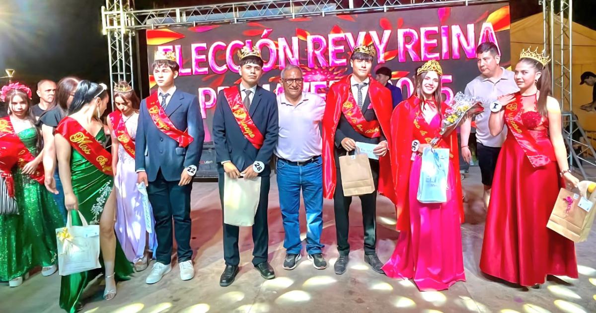 Loreto celebroacute el Diacutea del estudiante con una multitudinaria convocatoria en el Parque Fuerza Aeacuterea Argentina