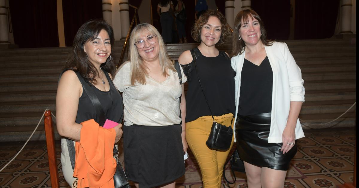 EL CUARTO SODA PASOacute POR SANTIAGO