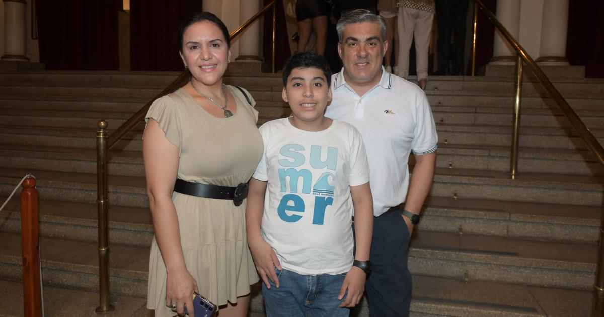 EL CUARTO SODA PASOacute POR SANTIAGO