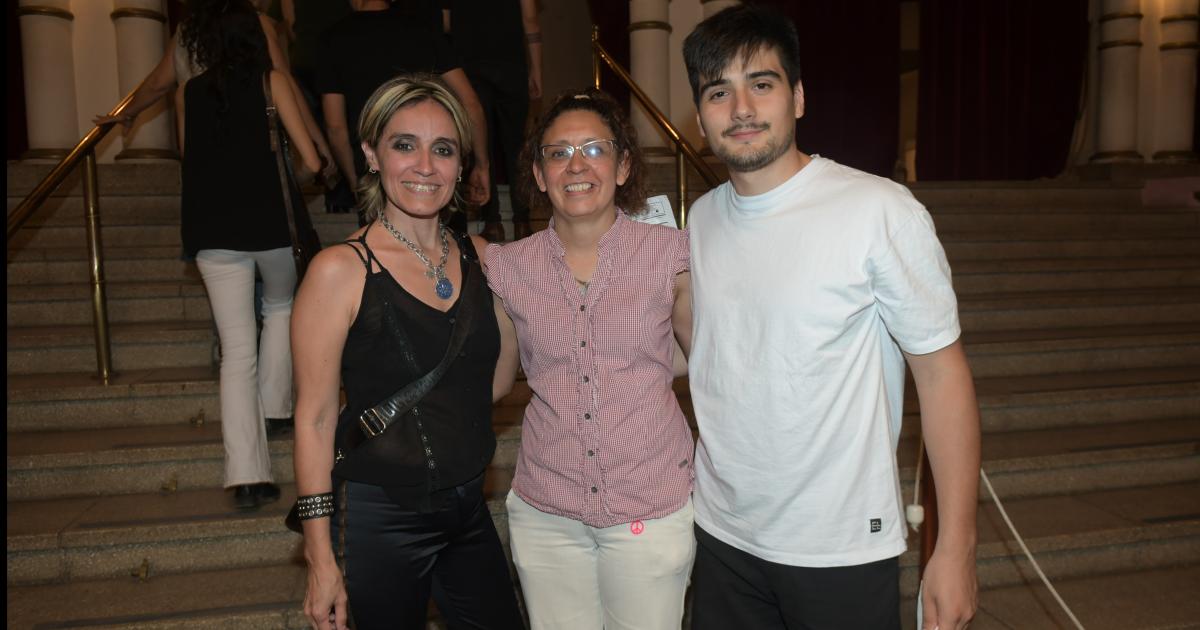 EL CUARTO SODA PASOacute POR SANTIAGO