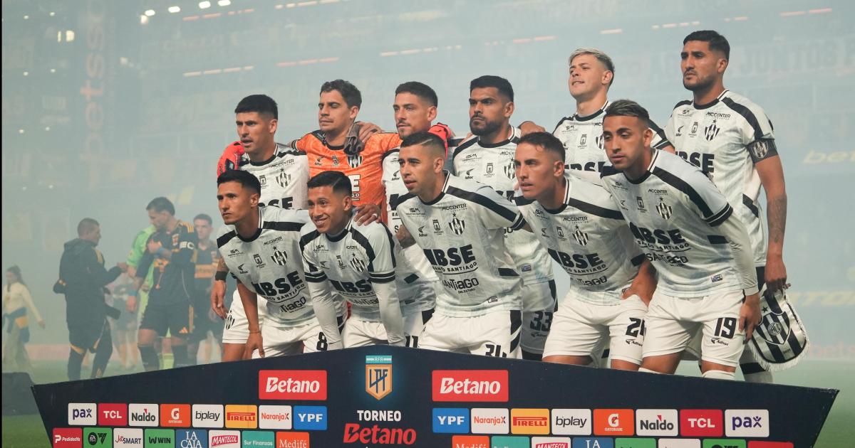 Galeriacutea- Miraacute las mejores imaacutegenes del partido de Central ante el Xeneize