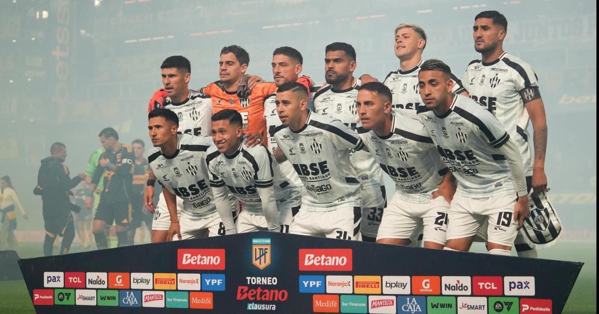 Central Coacuterdoba supo reaccionar en la Bombonera y le empatoacute a Boca