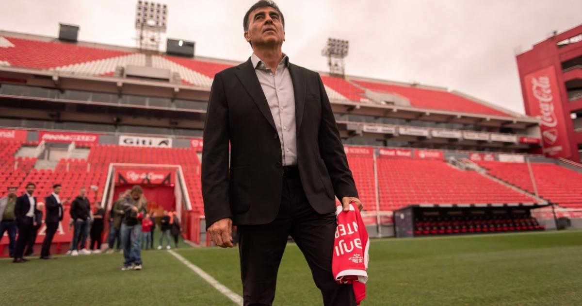 Gustavo Quinteros- Necesitamos confianza trabajo y tiempo