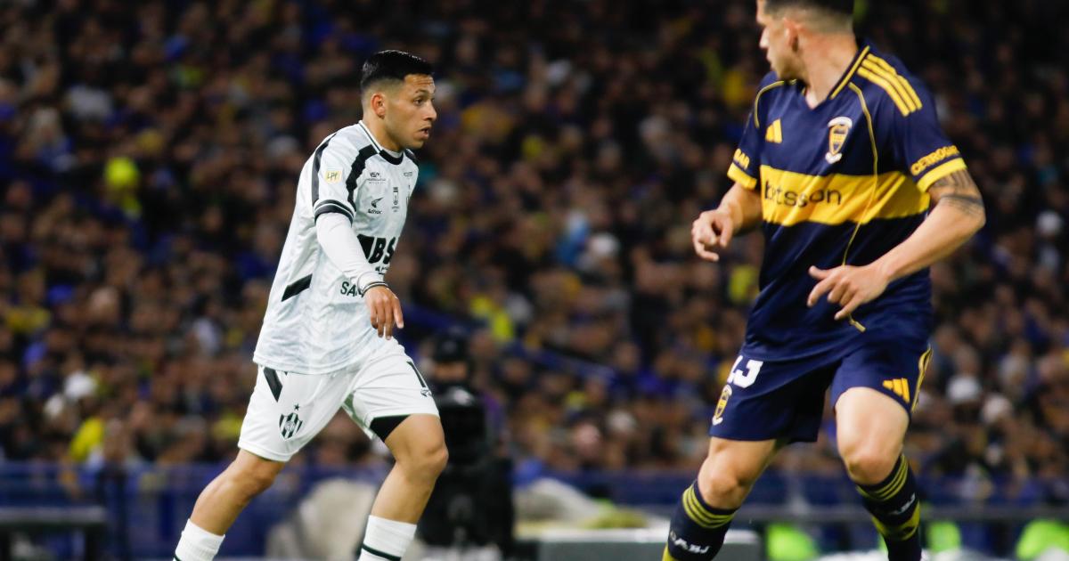 Central Coacuterdoba supo reaccionar en la Bombonera y le empatoacute a Boca