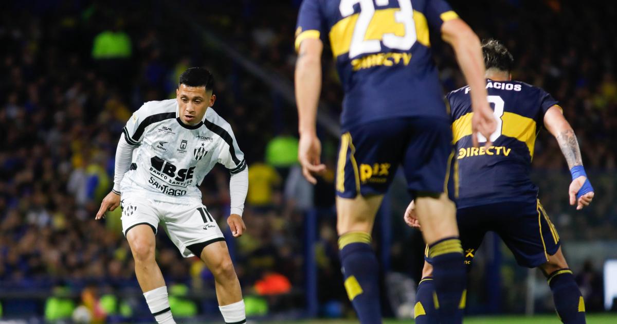 Central Coacuterdoba supo reaccionar en la Bombonera y le empatoacute a Boca