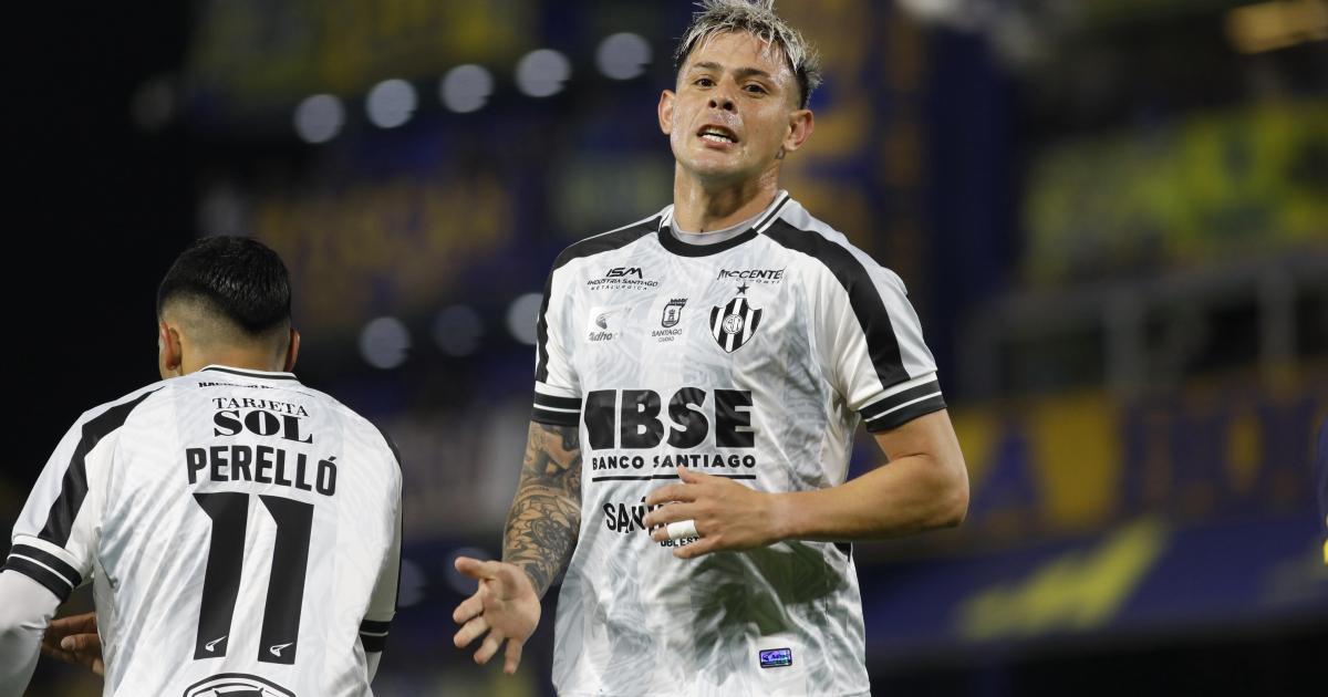 Galeriacutea- Miraacute las mejores imaacutegenes del partido de Central ante el Xeneize