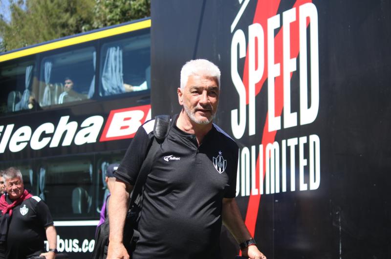 De Felippe busca el mejor equipo para un duelo determinante