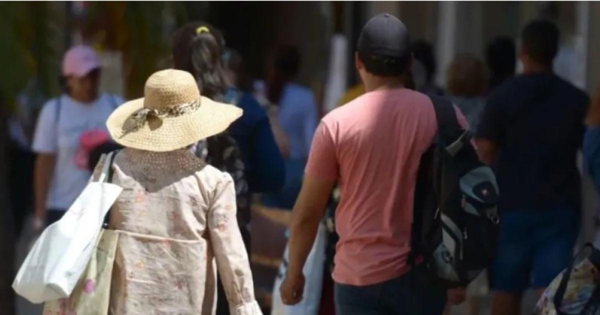 Jornada calurosa en la ciudad (Foto- Archivo  El Liberal)